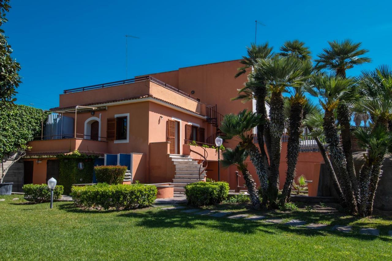 Palazzo Moresco Santa Marinella Εξωτερικό φωτογραφία